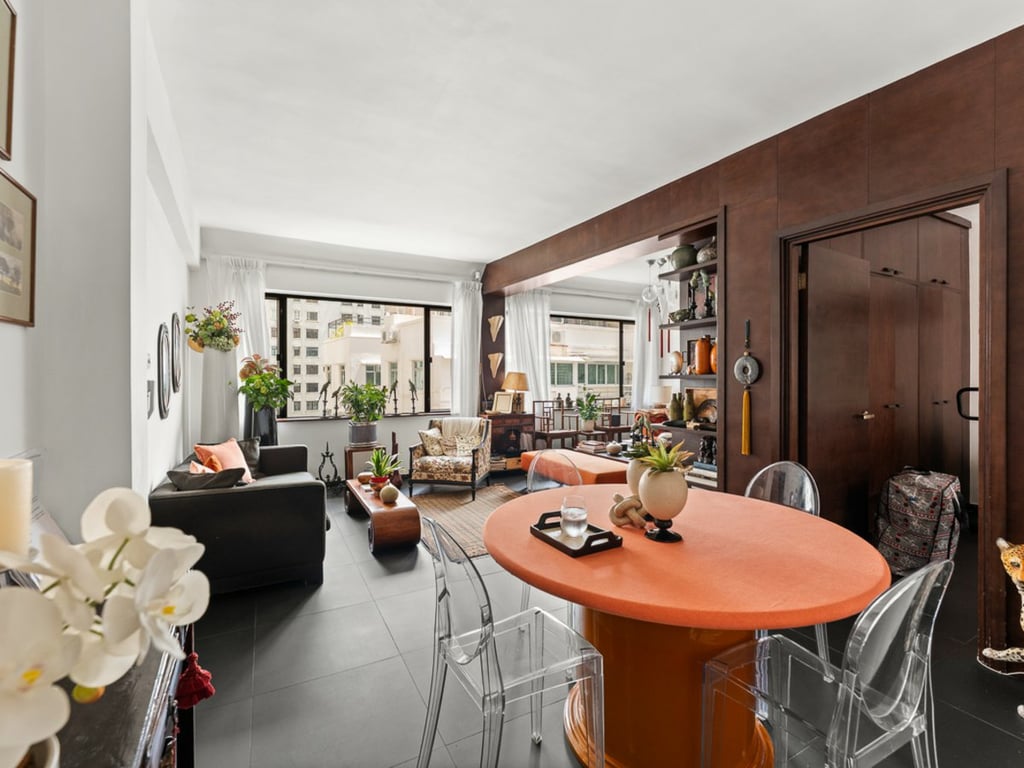 https://img.propertyraptor.com/cdn-cgi/imagedelivery/KD5bF_AFL0JDTbKLWF7z9g/ap8/ap8_001/hornet/prp/img/b21fb8a7dd144585facb89717c76bedc-wtm.jpg/public