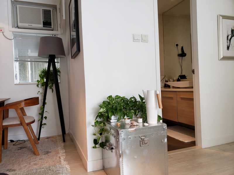 https://img.propertyraptor.com/cdn-cgi/imagedelivery/KD5bF_AFL0JDTbKLWF7z9g/ap8/ap8_001/hornet/prp/img/b240fe43edb52b244c5a708d32017499.jpg/public