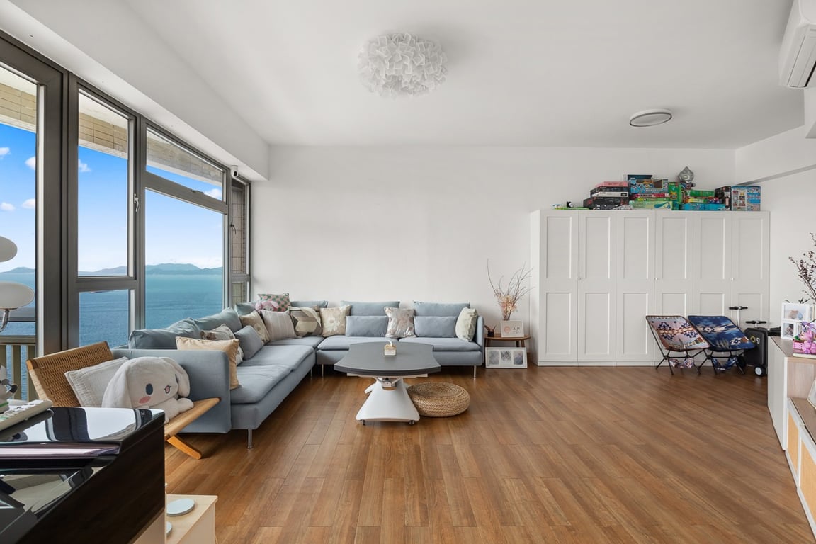 https://img.propertyraptor.com/cdn-cgi/imagedelivery/KD5bF_AFL0JDTbKLWF7z9g/ap8/ap8_001/hornet/prp/img/b27df2a0eb159e91496e9b00cda16e20-wtm.jpg/public