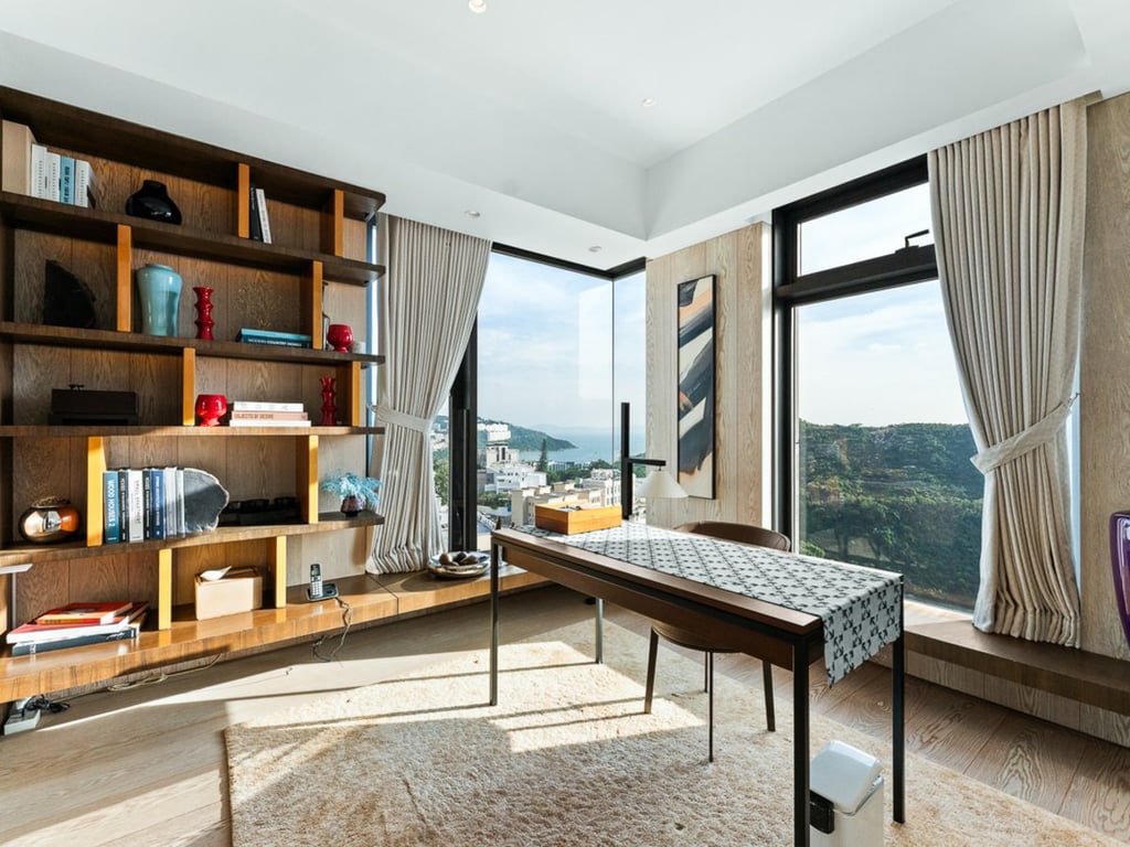 https://img.propertyraptor.com/cdn-cgi/imagedelivery/KD5bF_AFL0JDTbKLWF7z9g/ap8/ap8_001/hornet/prp/img/b32ae1c638bf3d4e47a1097e20f8c0f3-wtm.jpg/public