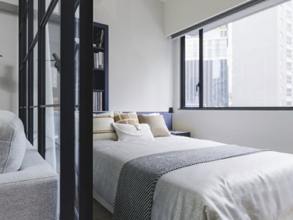 https://img.propertyraptor.com/cdn-cgi/imagedelivery/KD5bF_AFL0JDTbKLWF7z9g/ap8/ap8_001/hornet/prp/img/b3ed61d11da2bb8267af17d483486ef6.jpg/public