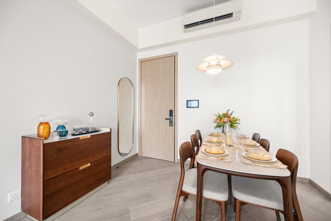 https://img.propertyraptor.com/cdn-cgi/imagedelivery/KD5bF_AFL0JDTbKLWF7z9g/ap8/ap8_001/hornet/prp/img/b45468f1606a221214070b917cf2dbfd-wtm.jpg/public
