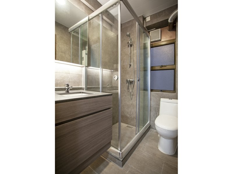 https://img.propertyraptor.com/cdn-cgi/imagedelivery/KD5bF_AFL0JDTbKLWF7z9g/ap8/ap8_001/hornet/prp/img/b49bde7b0be77c018482991158da2606.jpg/public