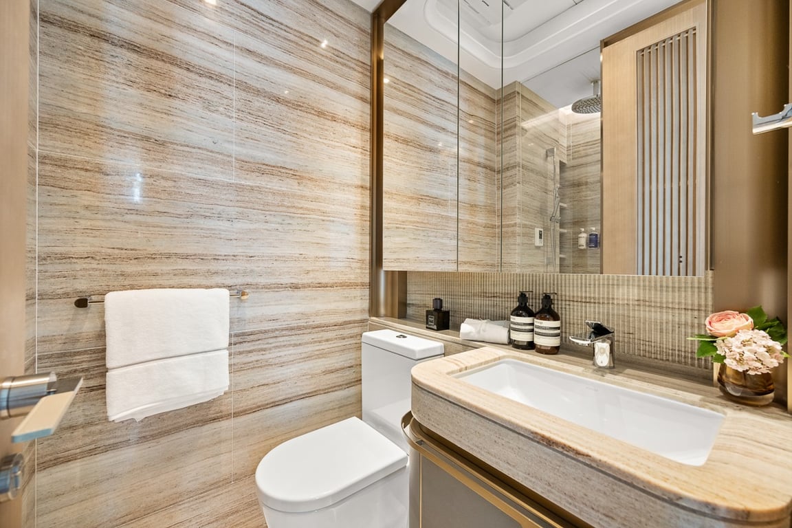 https://img.propertyraptor.com/cdn-cgi/imagedelivery/KD5bF_AFL0JDTbKLWF7z9g/ap8/ap8_001/hornet/prp/img/b50172c350c6e0874fe9c76c401d0757-wtm.jpg/public