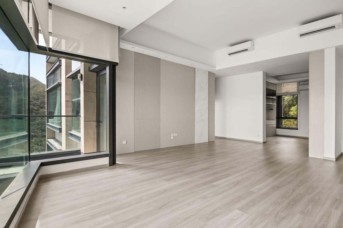 https://img.propertyraptor.com/cdn-cgi/imagedelivery/KD5bF_AFL0JDTbKLWF7z9g/ap8/ap8_001/hornet/prp/img/b5225eaff95a87b25b3c27e1daea74d3-wtm.jpg/public
