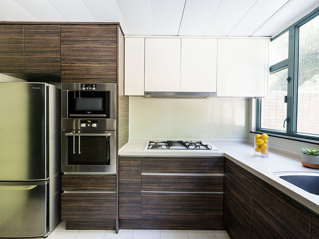https://img.propertyraptor.com/cdn-cgi/imagedelivery/KD5bF_AFL0JDTbKLWF7z9g/ap8/ap8_001/hornet/prp/img/b56a2f272934593520471bd699c98181.jpg/public