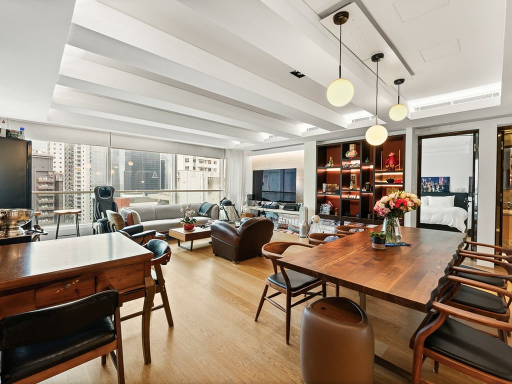 https://img.propertyraptor.com/cdn-cgi/imagedelivery/KD5bF_AFL0JDTbKLWF7z9g/ap8/ap8_001/hornet/prp/img/b5b9ad7c0f5af9e5c1679f6ecabcf9c6-wtm.jpg/public