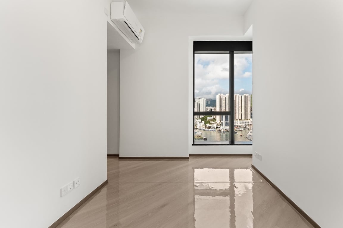 https://img.propertyraptor.com/cdn-cgi/imagedelivery/KD5bF_AFL0JDTbKLWF7z9g/ap8/ap8_001/hornet/prp/img/b5cdcbbf69a6db7f8cbfc15f0bda4ca6-wtm.jpg/public