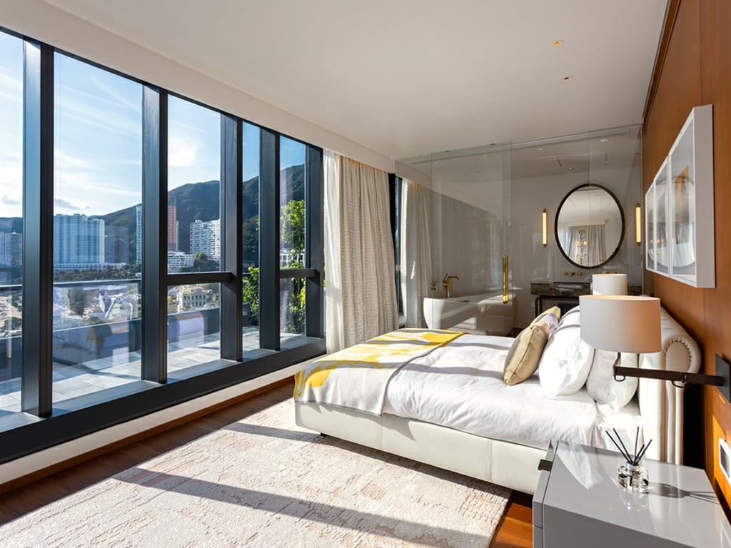 https://img.propertyraptor.com/cdn-cgi/imagedelivery/KD5bF_AFL0JDTbKLWF7z9g/ap8/ap8_001/hornet/prp/img/b6626479adc105016a6a4824b8ed3407.jpg/public