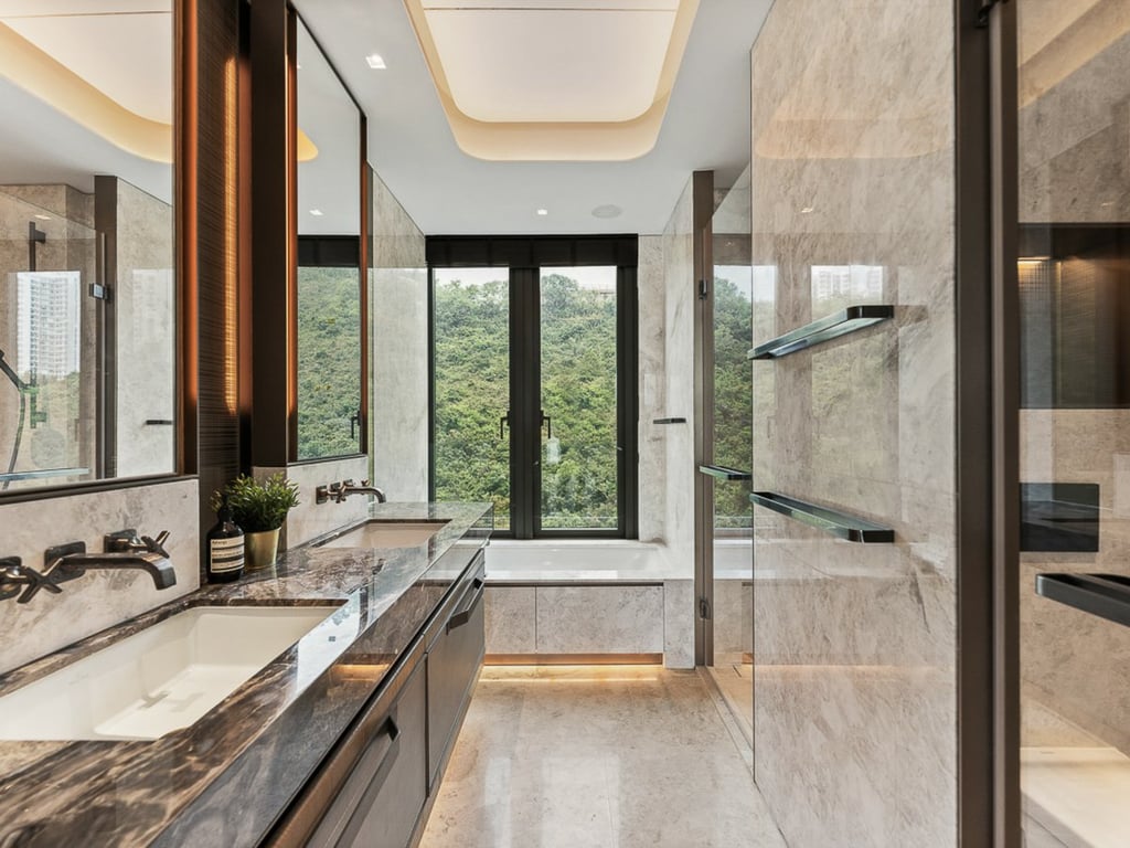 https://img.propertyraptor.com/cdn-cgi/imagedelivery/KD5bF_AFL0JDTbKLWF7z9g/ap8/ap8_001/hornet/prp/img/b662acc366340725aaf09cda0710d7ef.jpg/public