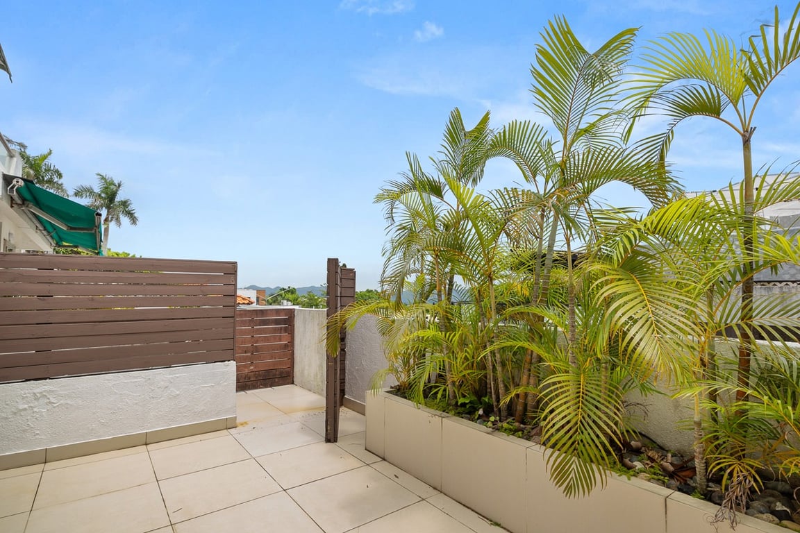 Fullway Garden
