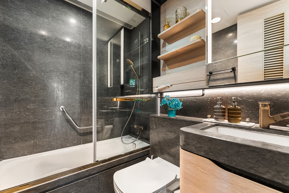 https://img.propertyraptor.com/cdn-cgi/imagedelivery/KD5bF_AFL0JDTbKLWF7z9g/ap8/ap8_001/hornet/prp/img/b6a732a567f42674e366a020562ea69a-wtm.jpg/public