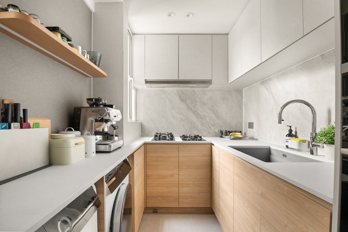 https://img.propertyraptor.com/cdn-cgi/imagedelivery/KD5bF_AFL0JDTbKLWF7z9g/ap8/ap8_001/hornet/prp/img/b6d13a1e7b2a2c5a91a4a1ac9c431b9c-wtm.jpg/public