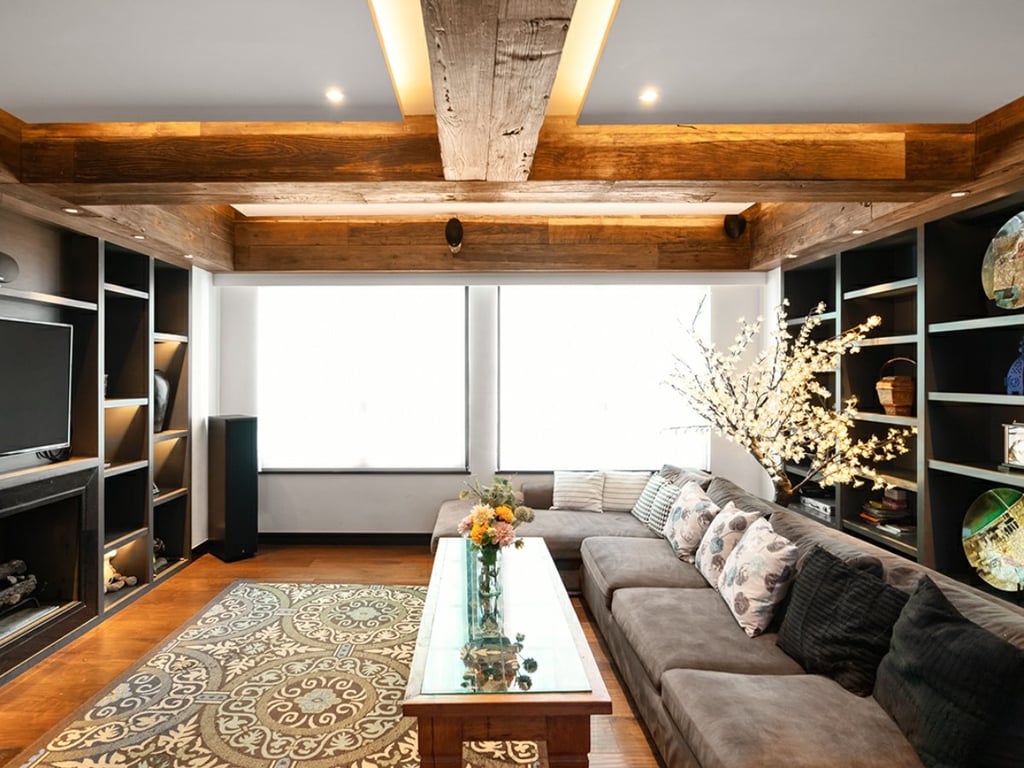 https://img.propertyraptor.com/cdn-cgi/imagedelivery/KD5bF_AFL0JDTbKLWF7z9g/ap8/ap8_001/hornet/prp/img/b6ec3262dac6adac0f9325ce97b07b7f.jpg/public