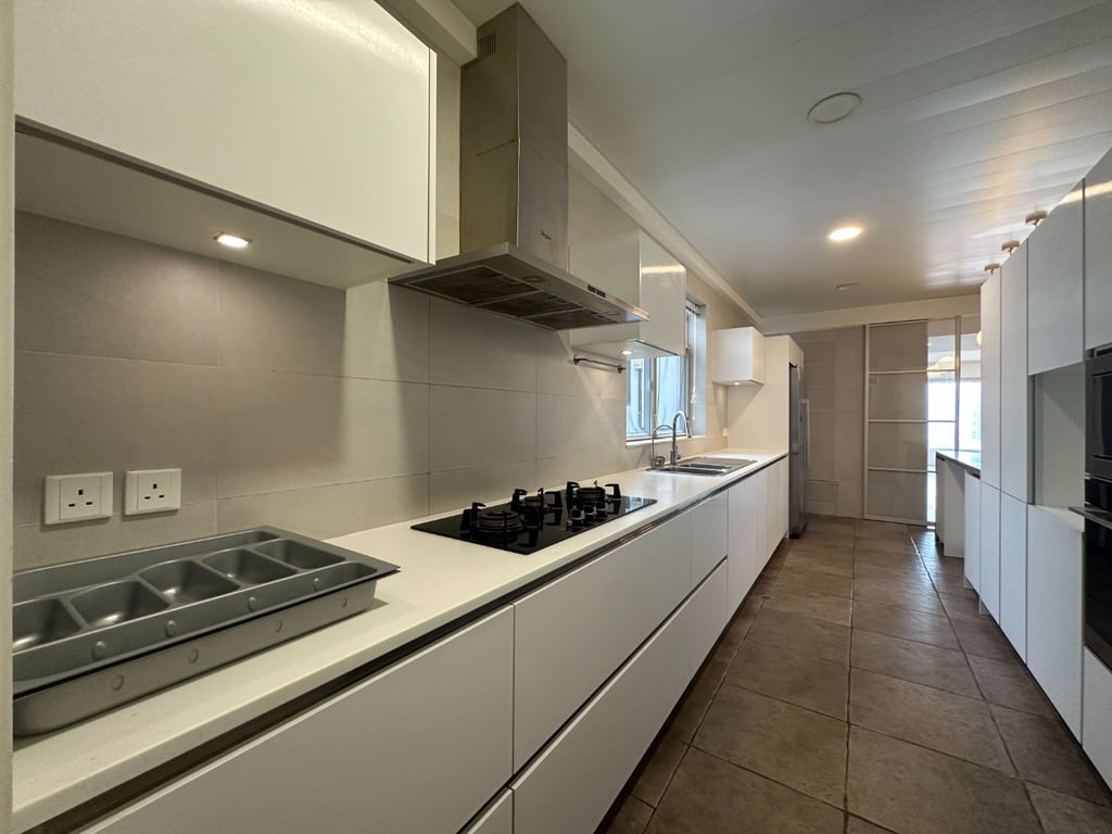 https://img.propertyraptor.com/cdn-cgi/imagedelivery/KD5bF_AFL0JDTbKLWF7z9g/ap8/ap8_001/hornet/prp/img/b742318c60c2447a1c0cb21f8c0a238e-wtm.jpg/public