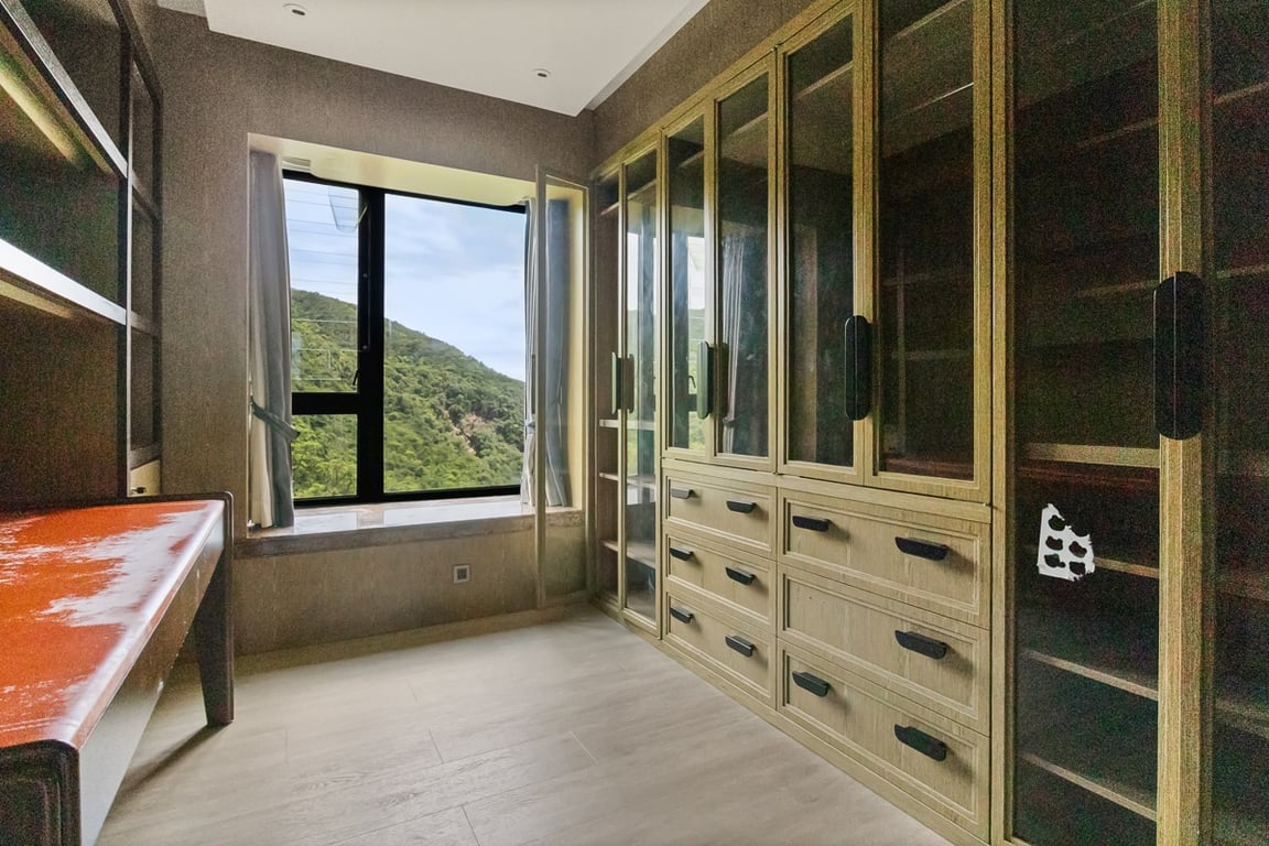 https://img.propertyraptor.com/cdn-cgi/imagedelivery/KD5bF_AFL0JDTbKLWF7z9g/ap8/ap8_001/hornet/prp/img/b856ef91ec994144dbdf197e4d427e90-wtm.jpg/public