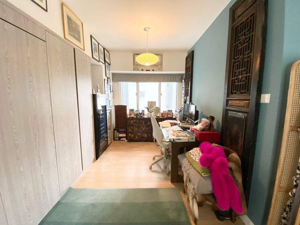 https://img.propertyraptor.com/cdn-cgi/imagedelivery/KD5bF_AFL0JDTbKLWF7z9g/ap8/ap8_001/hornet/prp/img/b9519df7dd36dafcac2c326e4c414ad5-wtm.jpg/public