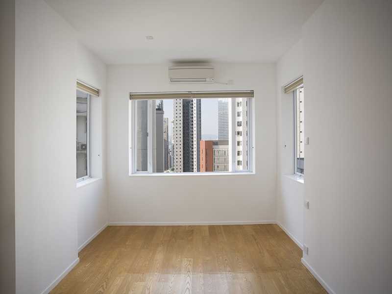 https://img.propertyraptor.com/cdn-cgi/imagedelivery/KD5bF_AFL0JDTbKLWF7z9g/ap8/ap8_001/hornet/prp/img/b99ee5ba93ca3a0f10e98221b22524cc.jpg/public