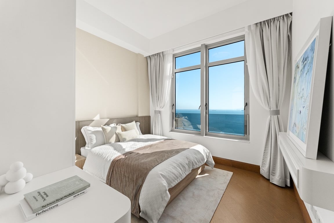 https://img.propertyraptor.com/cdn-cgi/imagedelivery/KD5bF_AFL0JDTbKLWF7z9g/ap8/ap8_001/hornet/prp/img/b9fbb14f207debdf22b819c63e14ec74-wtm.jpg/public