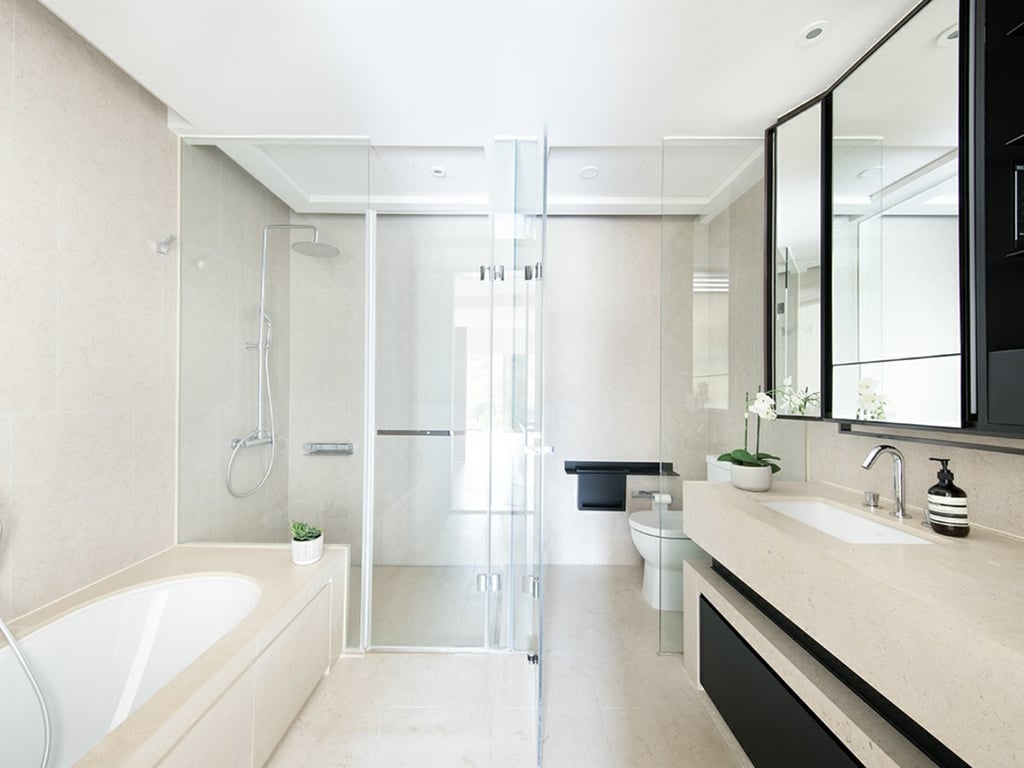 https://img.propertyraptor.com/cdn-cgi/imagedelivery/KD5bF_AFL0JDTbKLWF7z9g/ap8/ap8_001/hornet/prp/img/ba2369bcad4bd1b44b9541c827d818ec.jpg/public