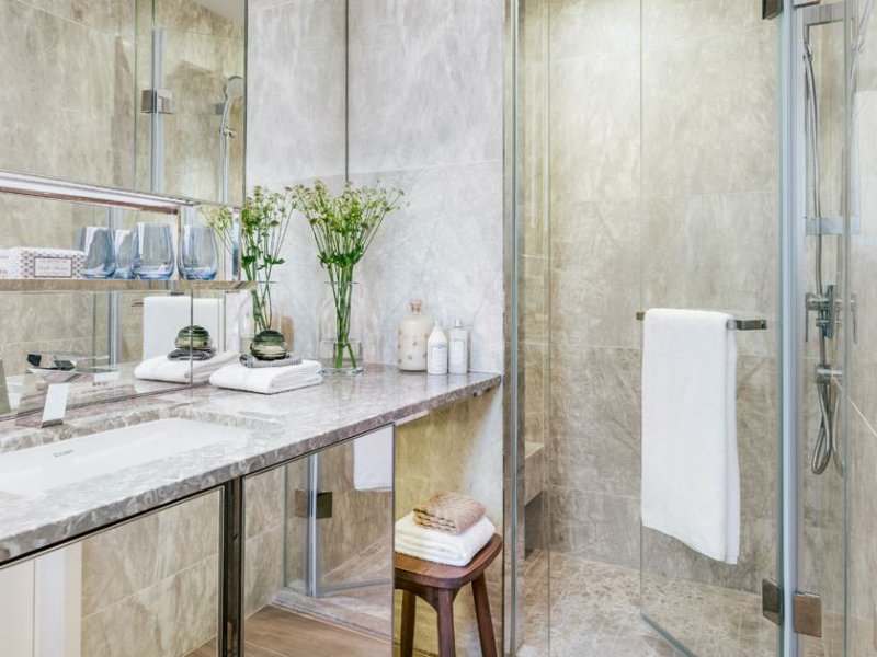 https://img.propertyraptor.com/cdn-cgi/imagedelivery/KD5bF_AFL0JDTbKLWF7z9g/ap8/ap8_001/hornet/prp/img/babad92da7c111756c7f161eacba3fee.jpg/public
