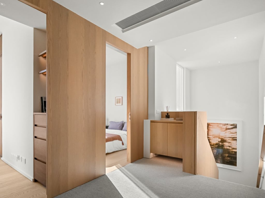 https://img.propertyraptor.com/cdn-cgi/imagedelivery/KD5bF_AFL0JDTbKLWF7z9g/ap8/ap8_001/hornet/prp/img/bade9ef1ae913df8b9831bcf272ef226-wtm.jpg/public