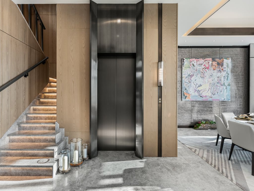 https://img.propertyraptor.com/cdn-cgi/imagedelivery/KD5bF_AFL0JDTbKLWF7z9g/ap8/ap8_001/hornet/prp/img/bae8443905ca811bb6c279ed208b6405.jpg/public