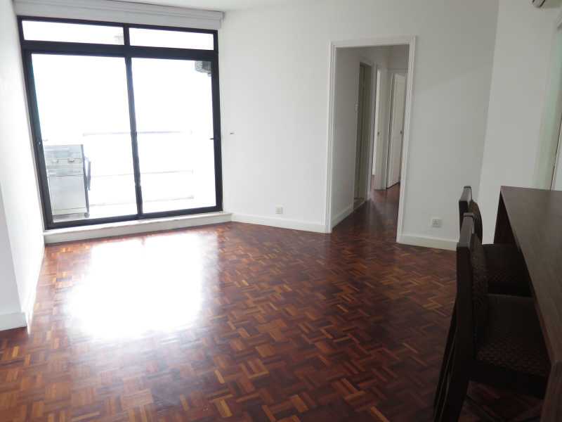Albron Court