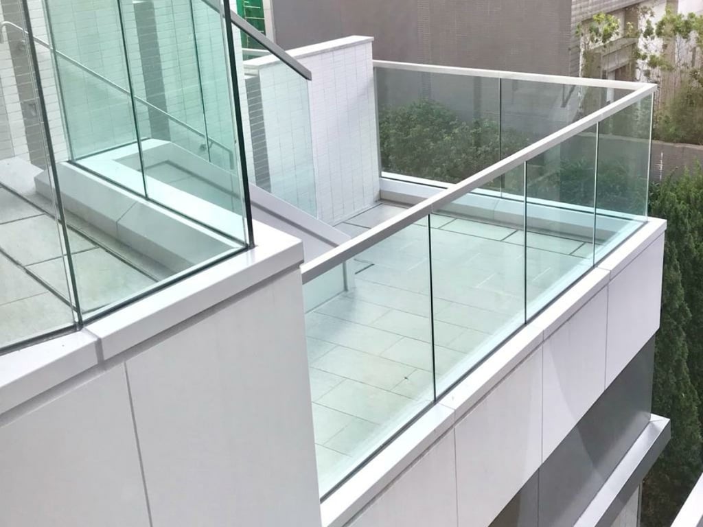 https://img.propertyraptor.com/cdn-cgi/imagedelivery/KD5bF_AFL0JDTbKLWF7z9g/ap8/ap8_001/hornet/prp/img/bbca884f23d5a3c65d03c0398332768d.jpg/public
