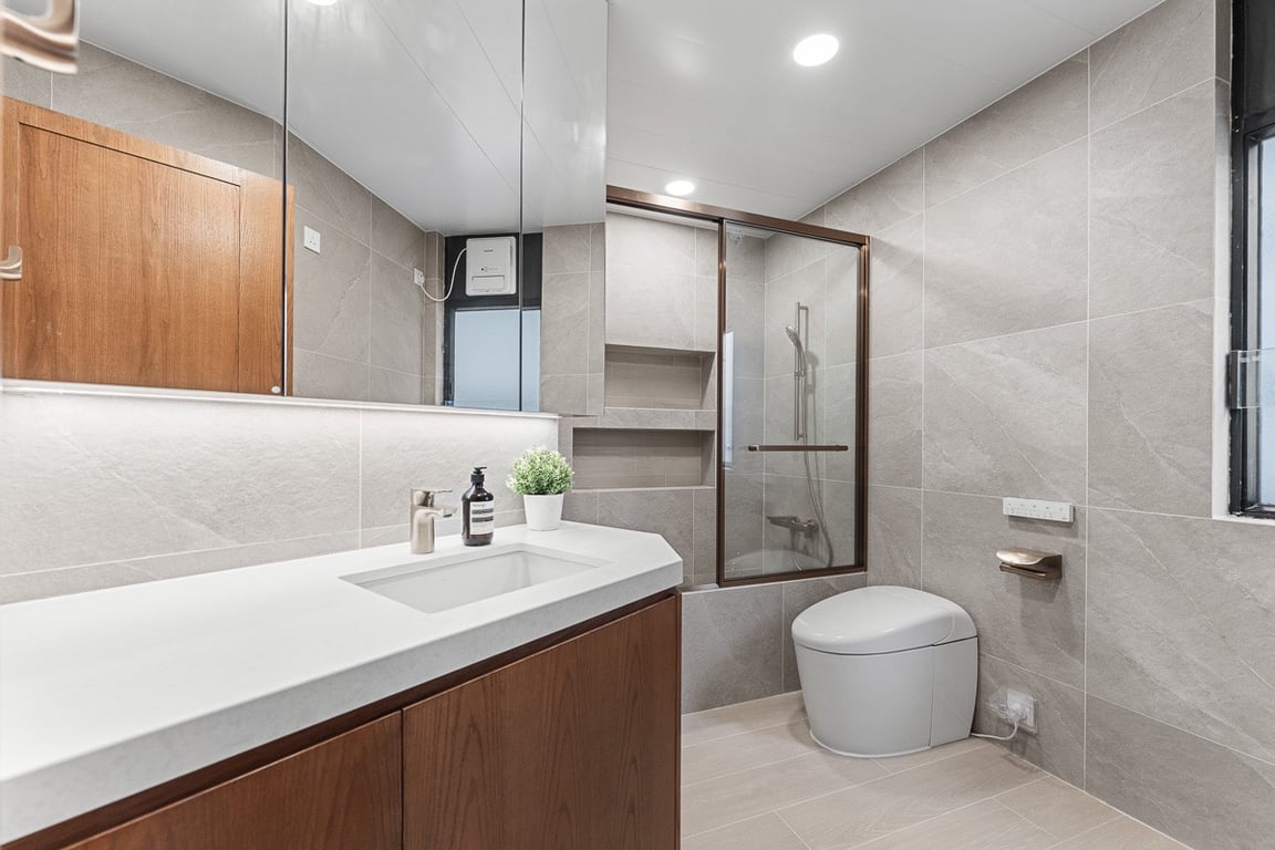https://img.propertyraptor.com/cdn-cgi/imagedelivery/KD5bF_AFL0JDTbKLWF7z9g/ap8/ap8_001/hornet/prp/img/bc453d5ba71235843d01b10038046339-wtm.jpg/public