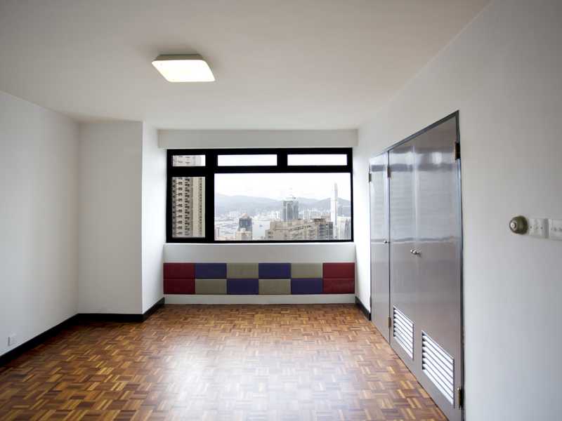 https://img.propertyraptor.com/cdn-cgi/imagedelivery/KD5bF_AFL0JDTbKLWF7z9g/ap8/ap8_001/hornet/prp/img/bc454e255ec2810314fab7c2b191fe72.jpg/public