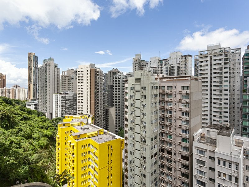 https://img.propertyraptor.com/cdn-cgi/imagedelivery/KD5bF_AFL0JDTbKLWF7z9g/ap8/ap8_001/hornet/prp/img/bc8046a02717a2fae88319ccfb1f82d4.jpg/public