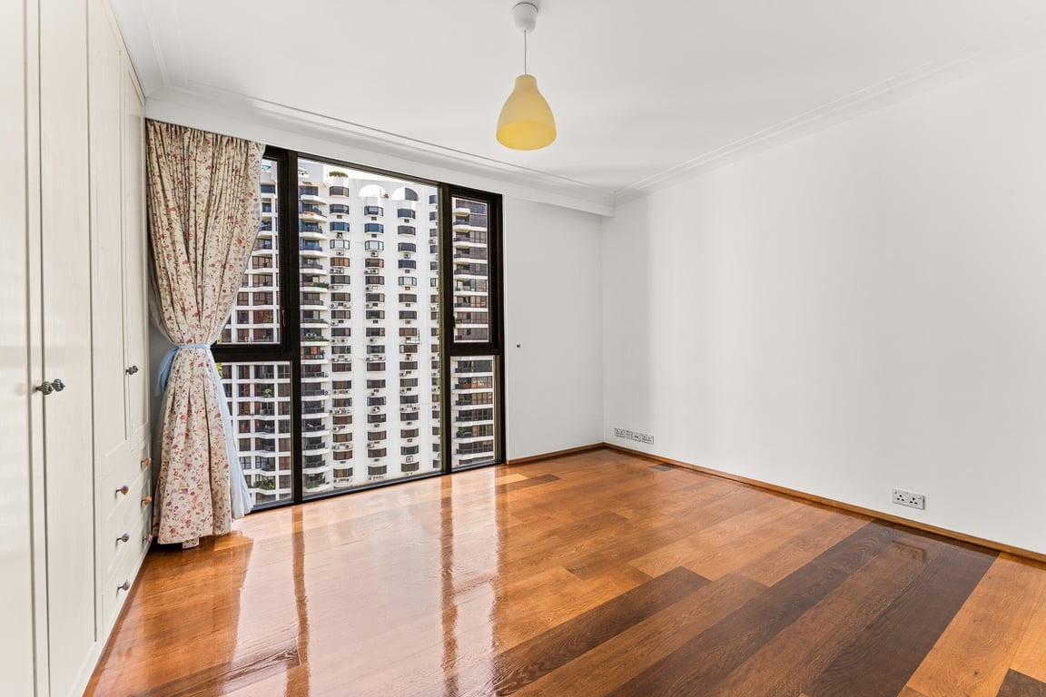 https://img.propertyraptor.com/cdn-cgi/imagedelivery/KD5bF_AFL0JDTbKLWF7z9g/ap8/ap8_001/hornet/prp/img/bcb9632ff80dfdbc89502dddd5128a2a-wtm.jpg/public