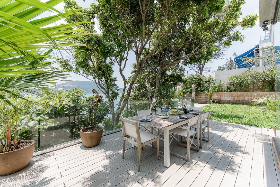 https://img.propertyraptor.com/cdn-cgi/imagedelivery/KD5bF_AFL0JDTbKLWF7z9g/ap8/ap8_001/hornet/prp/img/bcf16f36f559bd315833fc4dc232a3ff-wtm.jpg/public