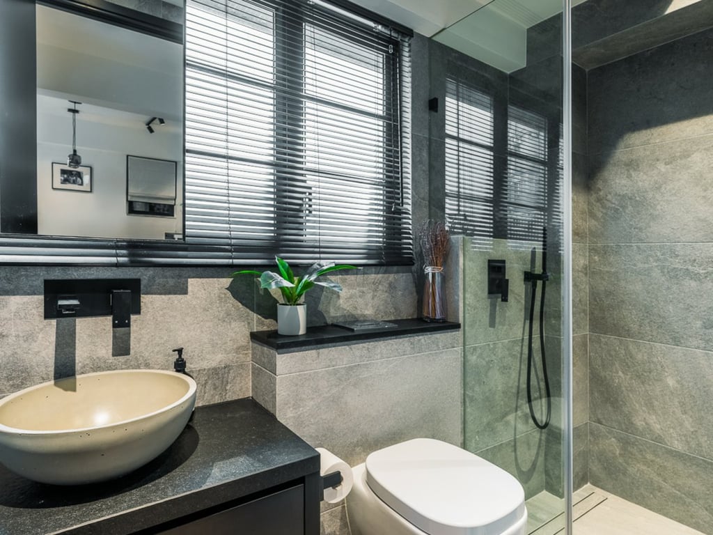 https://img.propertyraptor.com/cdn-cgi/imagedelivery/KD5bF_AFL0JDTbKLWF7z9g/ap8/ap8_001/hornet/prp/img/bcf65938423043aa00460a43973424ac.jpg/public