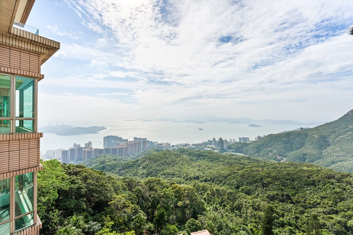 https://img.propertyraptor.com/cdn-cgi/imagedelivery/KD5bF_AFL0JDTbKLWF7z9g/ap8/ap8_001/hornet/prp/img/bd7df5f4280fae915c98b78e3adfaba2-wtm.jpg/public