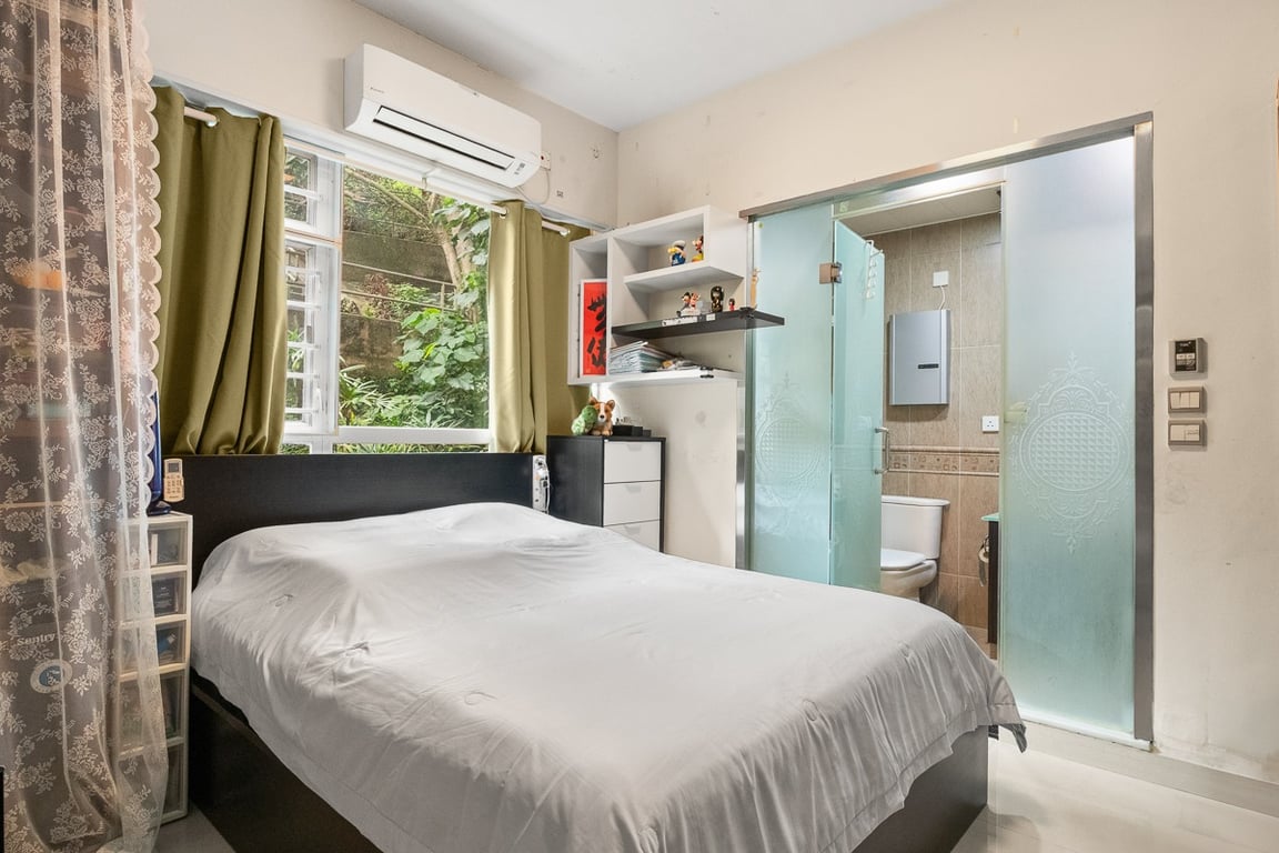 https://img.propertyraptor.com/cdn-cgi/imagedelivery/KD5bF_AFL0JDTbKLWF7z9g/ap8/ap8_001/hornet/prp/img/be2dd362f85d92c309f29b3e6a92d165-wtm.jpg/public