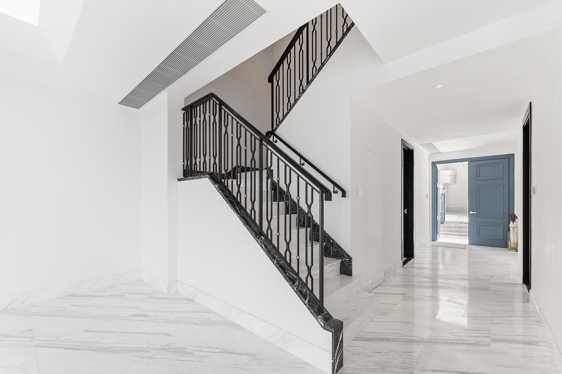 https://img.propertyraptor.com/cdn-cgi/imagedelivery/KD5bF_AFL0JDTbKLWF7z9g/ap8/ap8_001/hornet/prp/img/be3813fcb29787130df1464bc749cd7d-wtm.jpg/public