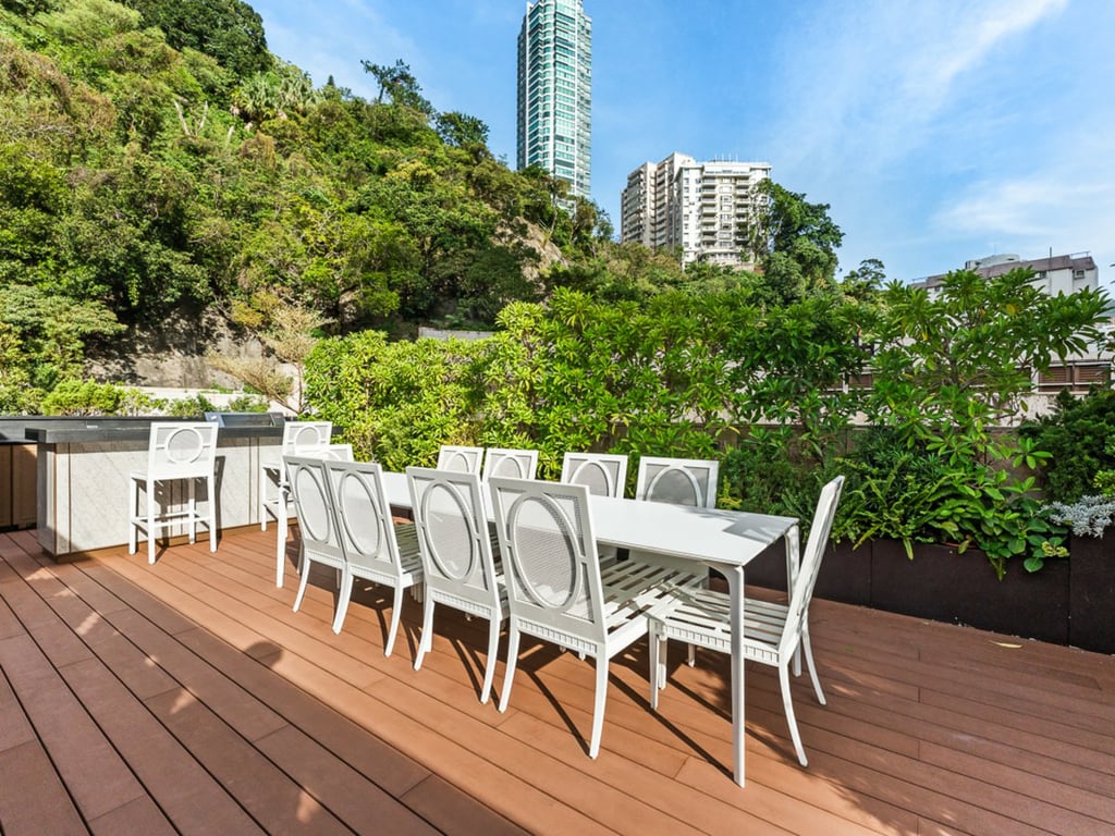 https://img.propertyraptor.com/cdn-cgi/imagedelivery/KD5bF_AFL0JDTbKLWF7z9g/ap8/ap8_001/hornet/prp/img/beffdb174edf7459b60b1d0ce1043b06-wtm.jpg/public