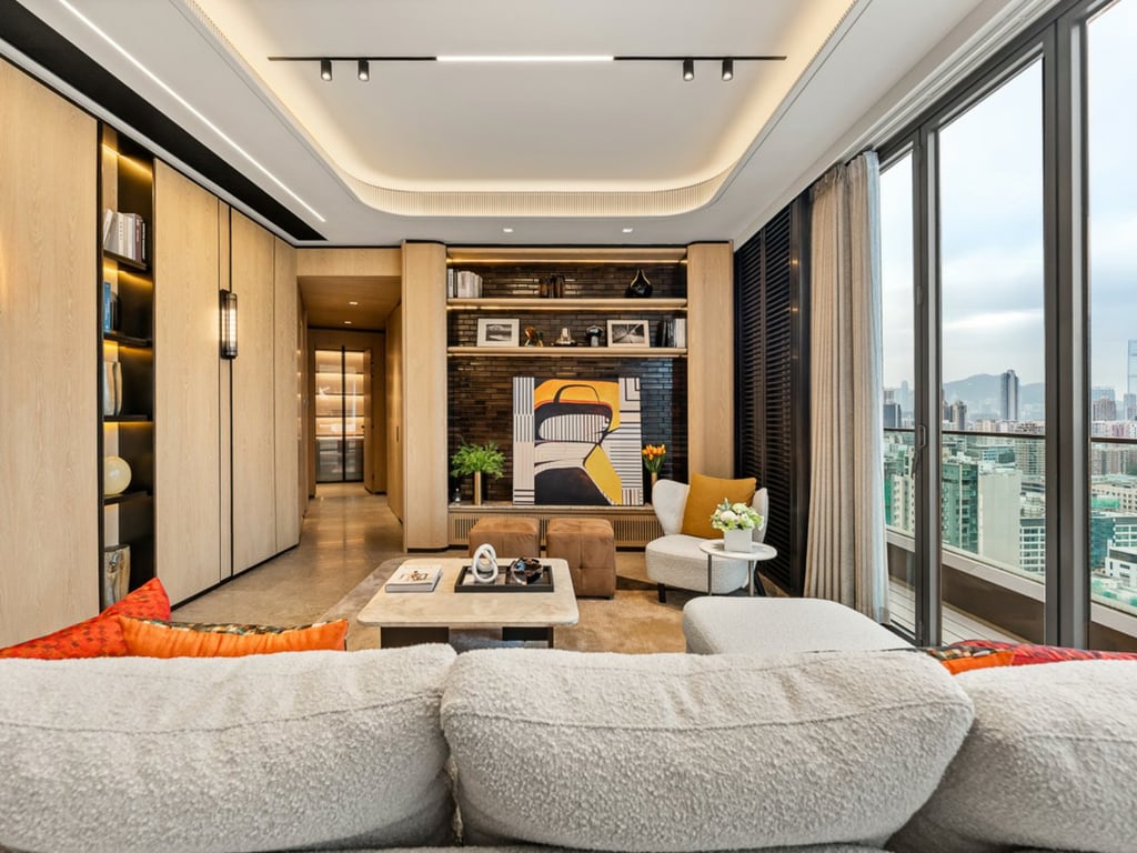 https://img.propertyraptor.com/cdn-cgi/imagedelivery/KD5bF_AFL0JDTbKLWF7z9g/ap8/ap8_001/hornet/prp/img/bf202e69e4d7c5ee3147b5ec8354418a-wtm.jpg/public