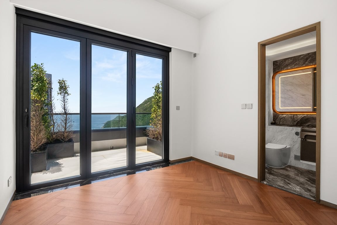 https://img.propertyraptor.com/cdn-cgi/imagedelivery/KD5bF_AFL0JDTbKLWF7z9g/ap8/ap8_001/hornet/prp/img/c0a546bf2fa7459b26f417970e27cbdf-wtm.jpg/public