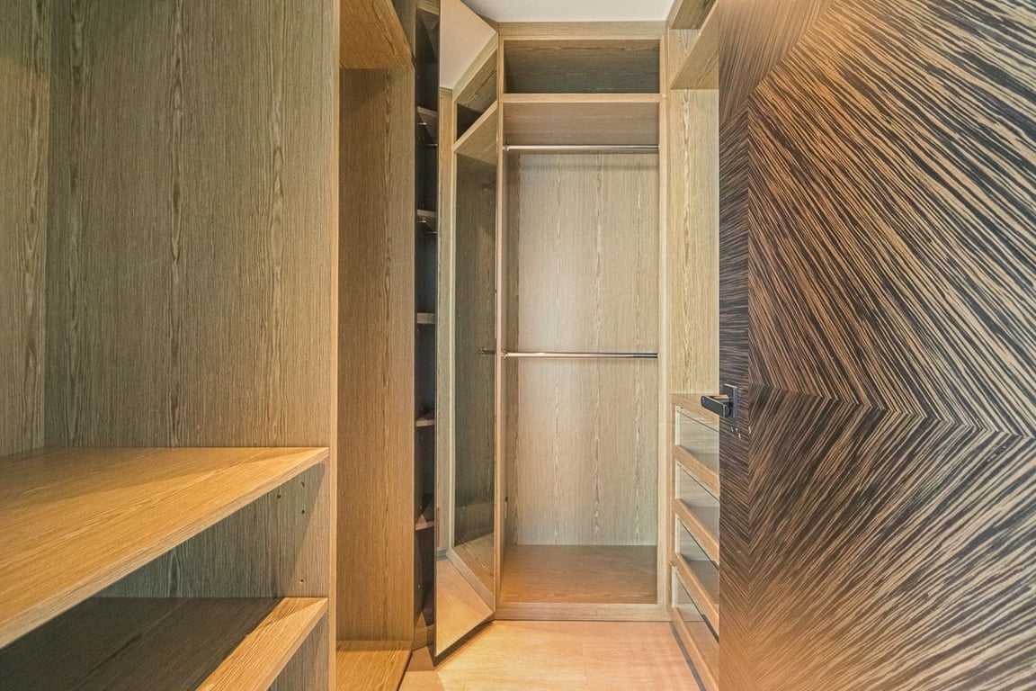 https://img.propertyraptor.com/cdn-cgi/imagedelivery/KD5bF_AFL0JDTbKLWF7z9g/ap8/ap8_001/hornet/prp/img/c119fac97221a158733f805ae2ede621-wtm.jpg/public
