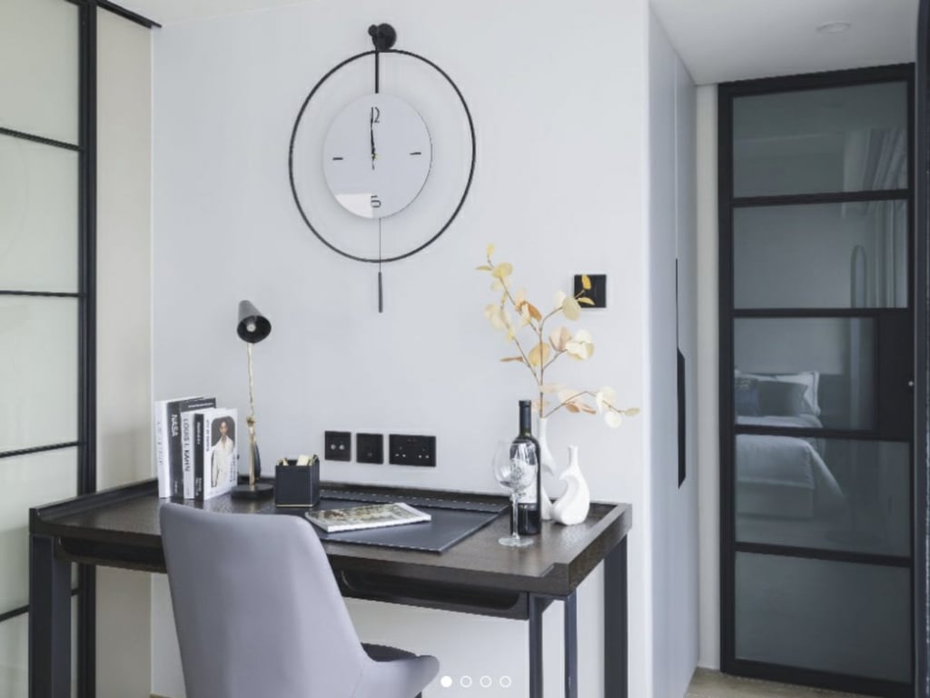 https://img.propertyraptor.com/cdn-cgi/imagedelivery/KD5bF_AFL0JDTbKLWF7z9g/ap8/ap8_001/hornet/prp/img/c157f9f12f0b0860dd5ab566b97e8d4b.jpg/public