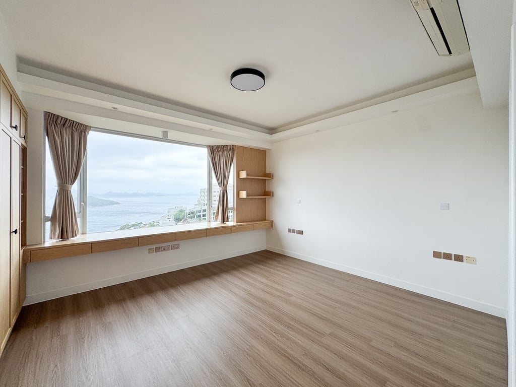https://img.propertyraptor.com/cdn-cgi/imagedelivery/KD5bF_AFL0JDTbKLWF7z9g/ap8/ap8_001/hornet/prp/img/c1ba395af28a91d944f4883429f6febc-wtm.jpg/public