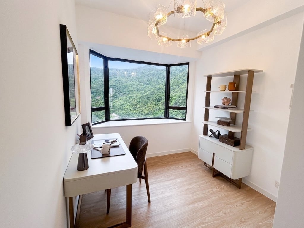 https://img.propertyraptor.com/cdn-cgi/imagedelivery/KD5bF_AFL0JDTbKLWF7z9g/ap8/ap8_001/hornet/prp/img/c23e8e7addaa2c377854e2bfbaf5ae69-wtm.jpg/public