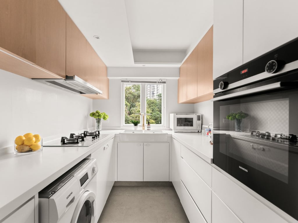 Pacific Palisades Twr 8