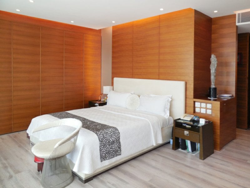 https://img.propertyraptor.com/cdn-cgi/imagedelivery/KD5bF_AFL0JDTbKLWF7z9g/ap8/ap8_001/hornet/prp/img/c28fc3489b9edb6f500db7910a0dd99a.jpg/public