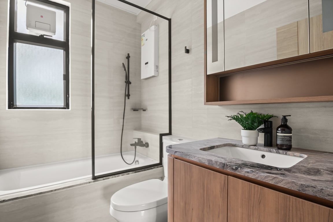 https://img.propertyraptor.com/cdn-cgi/imagedelivery/KD5bF_AFL0JDTbKLWF7z9g/ap8/ap8_001/hornet/prp/img/c2a2dd627c1e696ee3e4159830fa5c03-wtm.jpg/public