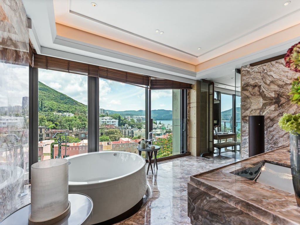 https://img.propertyraptor.com/cdn-cgi/imagedelivery/KD5bF_AFL0JDTbKLWF7z9g/ap8/ap8_001/hornet/prp/img/c3b145d9a9a1b3b0555ac231c52f2969-wtm.jpg/public
