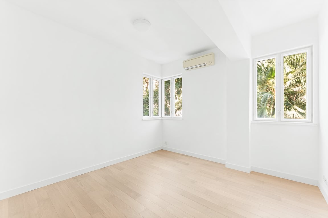 https://img.propertyraptor.com/cdn-cgi/imagedelivery/KD5bF_AFL0JDTbKLWF7z9g/ap8/ap8_001/hornet/prp/img/c3bf61b76ab3697833cd6ea878d057ea-wtm.jpg/public